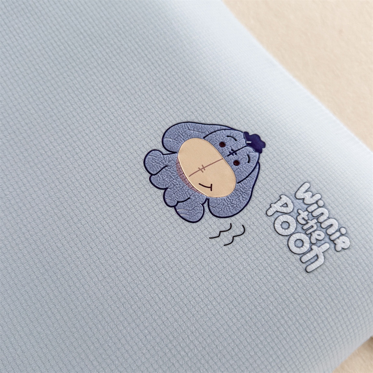 91家纺网 家纺一手货源 找家纺 麦肯锡 2025新款格纹烫画亲肤儿童记忆枕  枕头枕芯 蓝色/只