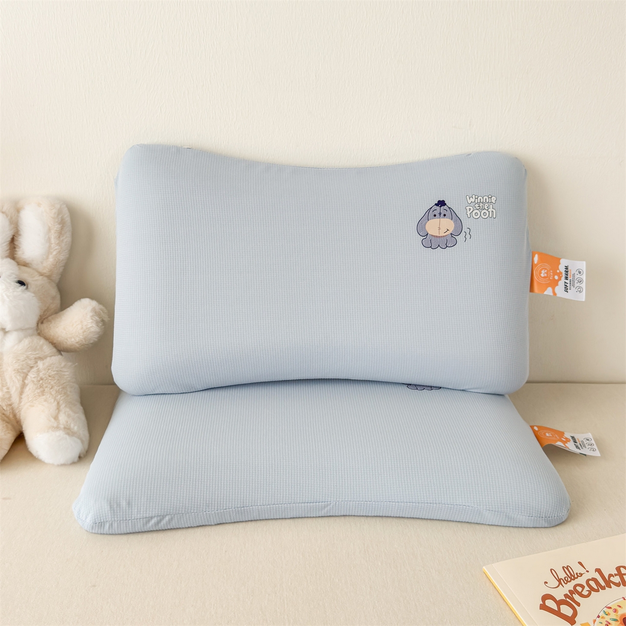 91家纺网 家纺一手货源 找家纺 麦肯锡 2025新款格纹烫画亲肤儿童记忆枕  枕头枕芯 蓝色/只