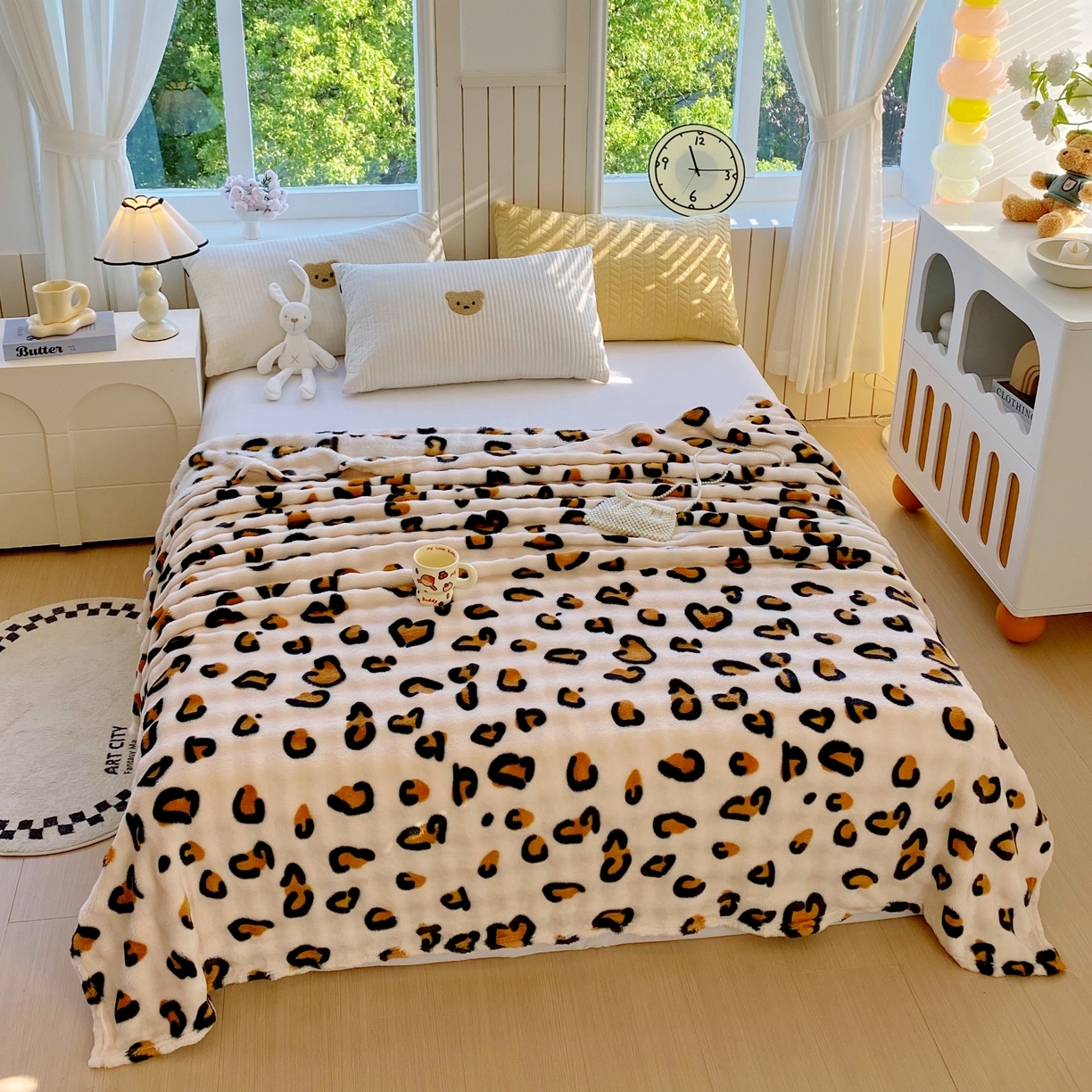 91家纺网 家纺一手货源 找家纺 悦织湾家纺 2025新款双面加厚泡泡绒毛毯印花纯色仿兔毛绒牛奶绒毯子休闲小盖毯沙发办公室午睡毯 托斯卡纳豹纹