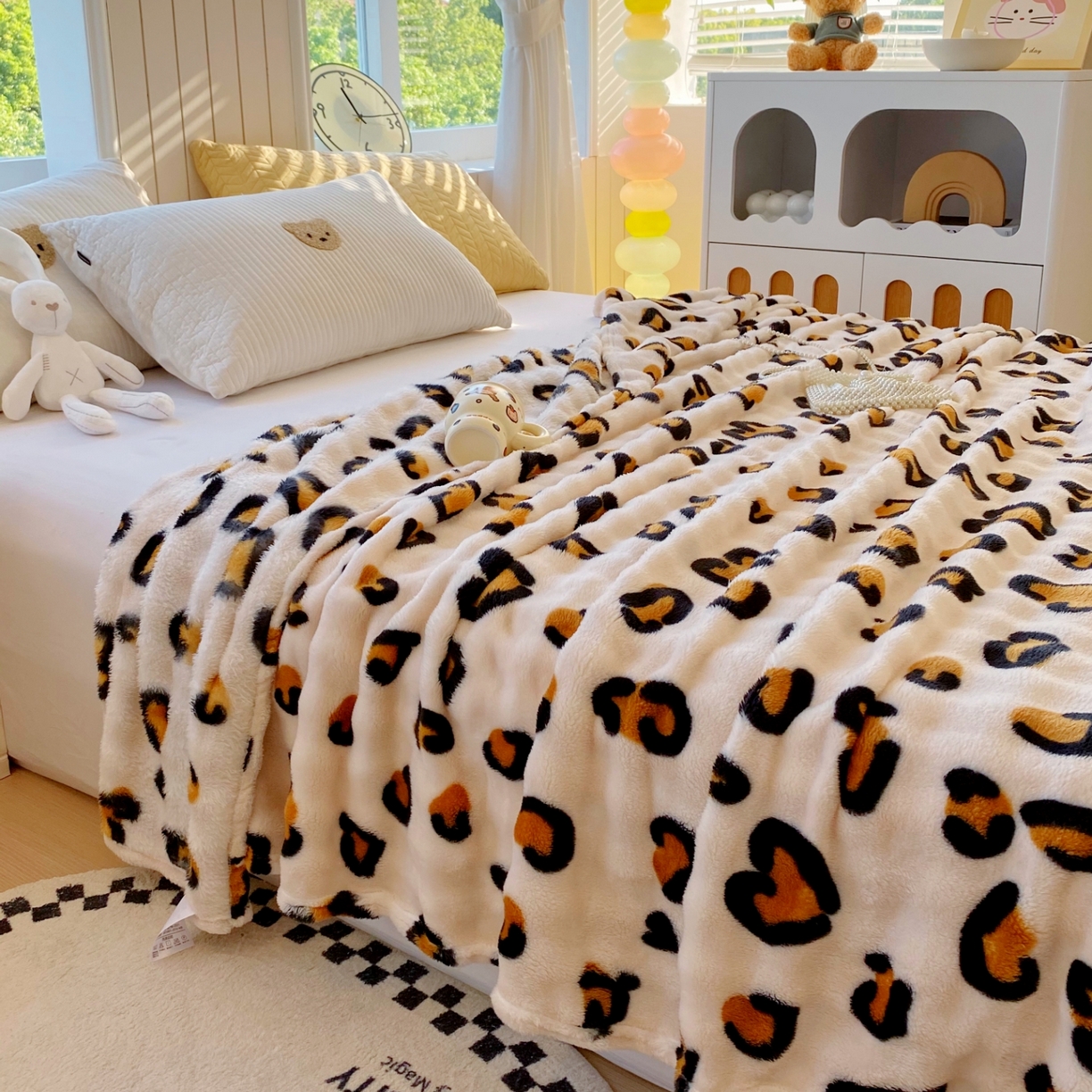 91家纺网 家纺一手货源 找家纺 悦织湾家纺 2025新款双面加厚泡泡绒毛毯印花纯色仿兔毛绒牛奶绒毯子休闲小盖毯沙发办公室午睡毯 托斯卡纳豹纹