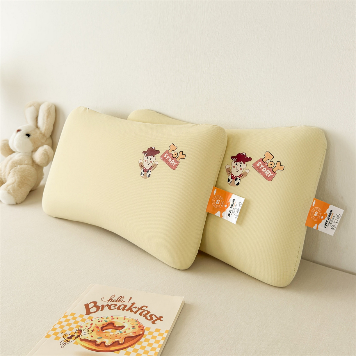 91家纺网 家纺一手货源 找家纺 麦肯锡 2025新款格纹烫画亲肤儿童记忆枕  枕头枕芯 黄色/只