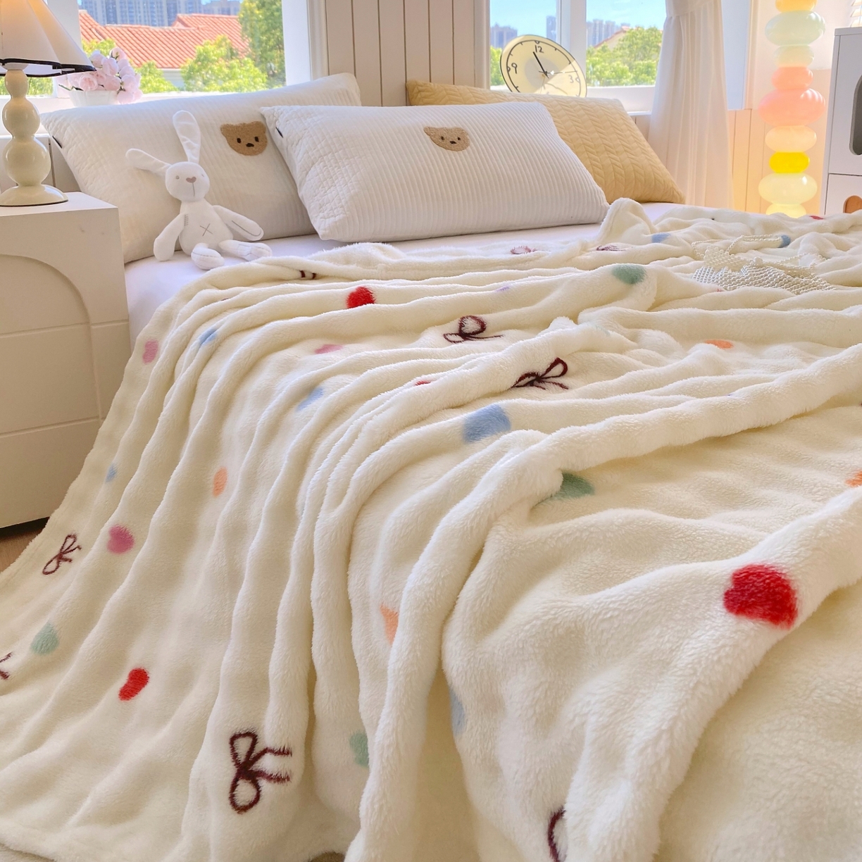 91家纺网 家纺一手货源 找家纺 悦织湾家纺 2025新款双面加厚泡泡绒毛毯印花纯色仿兔毛绒牛奶绒毯子休闲小盖毯沙发办公室午睡毯 温馨