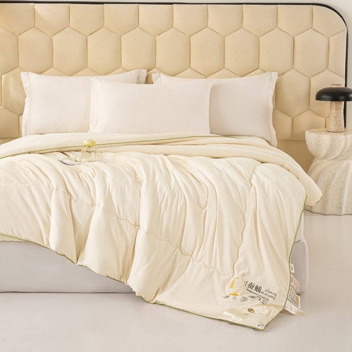 91家纺网 家纺一手货源 找家纺 （总）恋之巢家纺 2025新款100%斜纹全棉蚕丝被蚕丝蛋白被冬被保暖加厚春秋被夏凉被空调被加厚12斤供直播礼品被