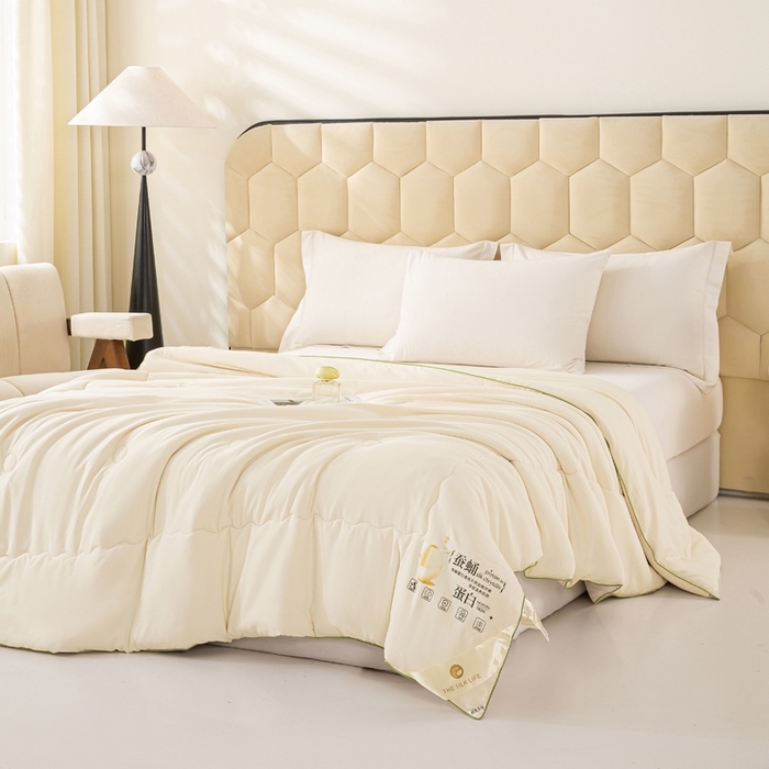 91家纺网 家纺一手货源 找家纺 （总）恋之巢家纺 2025新款100%斜纹全棉蚕丝被蚕丝蛋白被冬被保暖加厚春秋被夏凉被空调被加厚12斤供直播礼品被