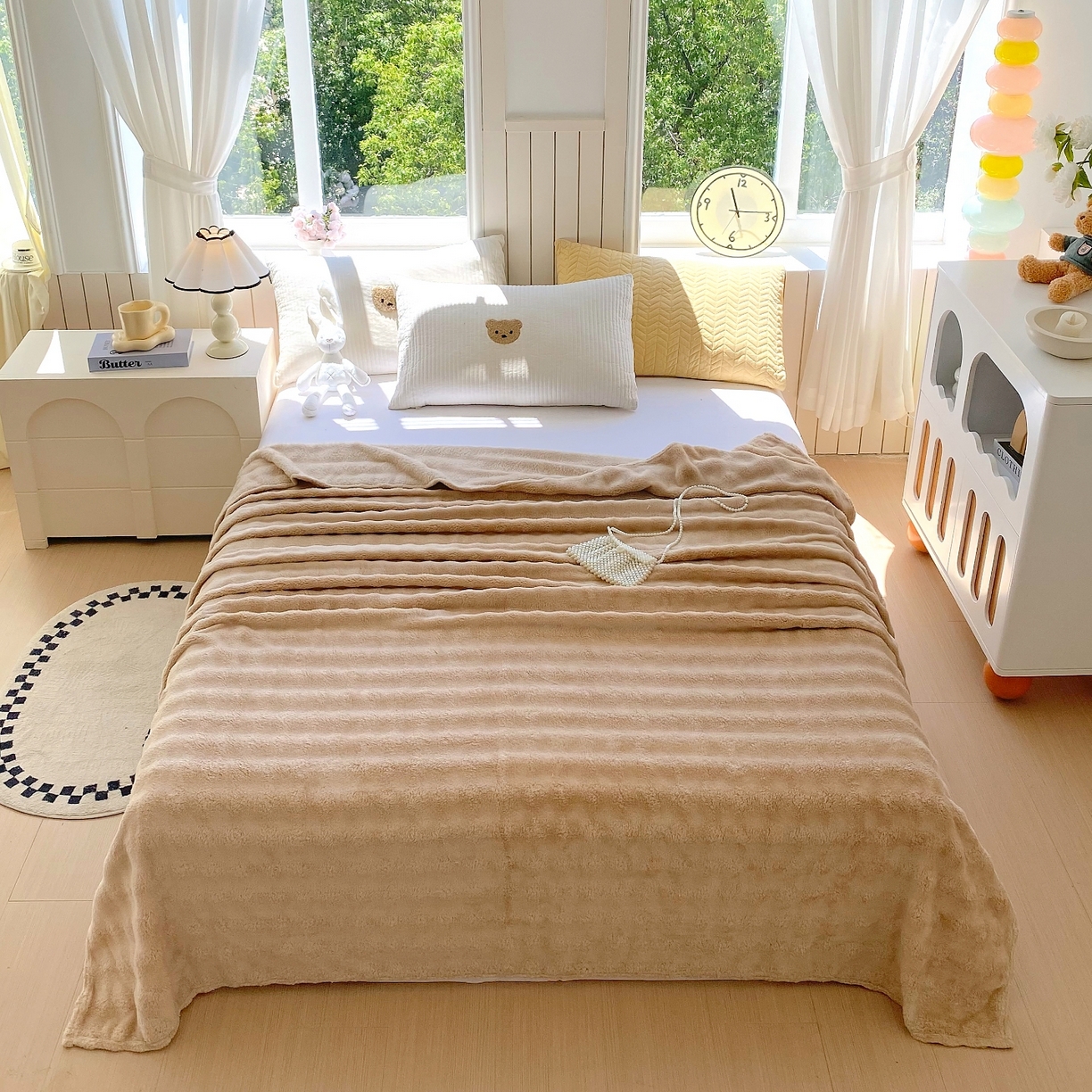 91家纺网 家纺一手货源 找家纺 悦织湾家纺 2025新款双面加厚泡泡绒毛毯印花纯色仿兔毛绒牛奶绒毯子休闲小盖毯沙发办公室午睡毯 香槟色