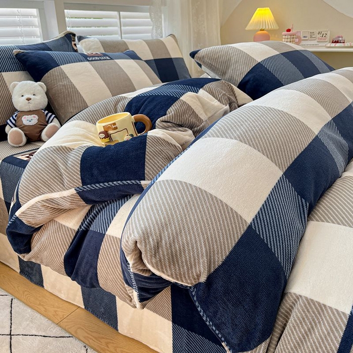 蓝梦 2025新款加厚保暖牛奶绒印花四件套 时尚新都