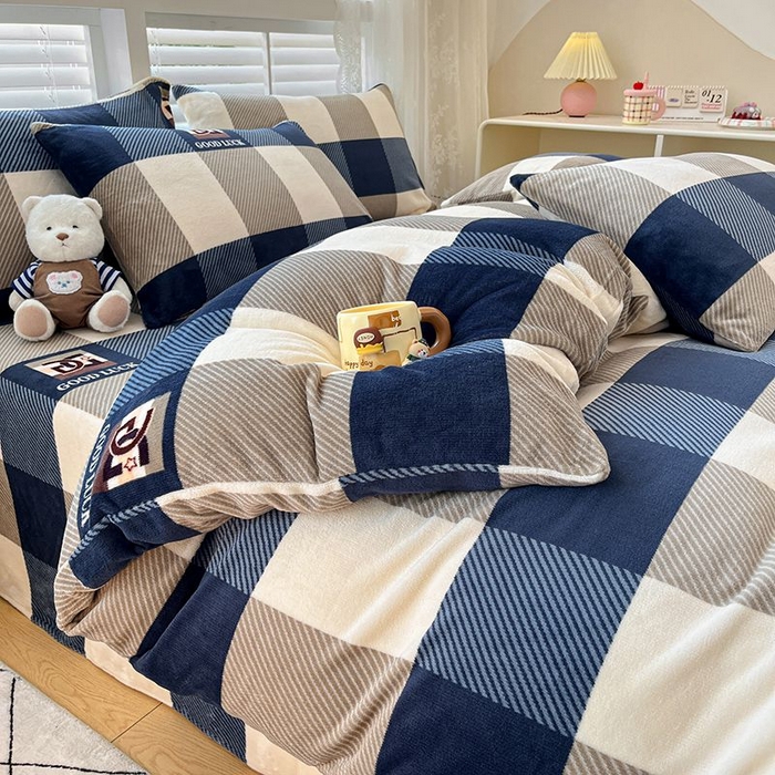 91家纺网 家纺一手货源 找家纺 蓝梦 2025新款加厚保暖牛奶绒印花四件套 时尚新都