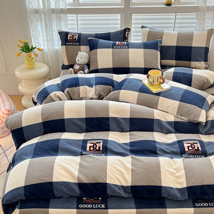 91家纺网 家纺一手货源 找家纺 蓝梦 2025新款加厚保暖牛奶绒印花四件套 时尚新都