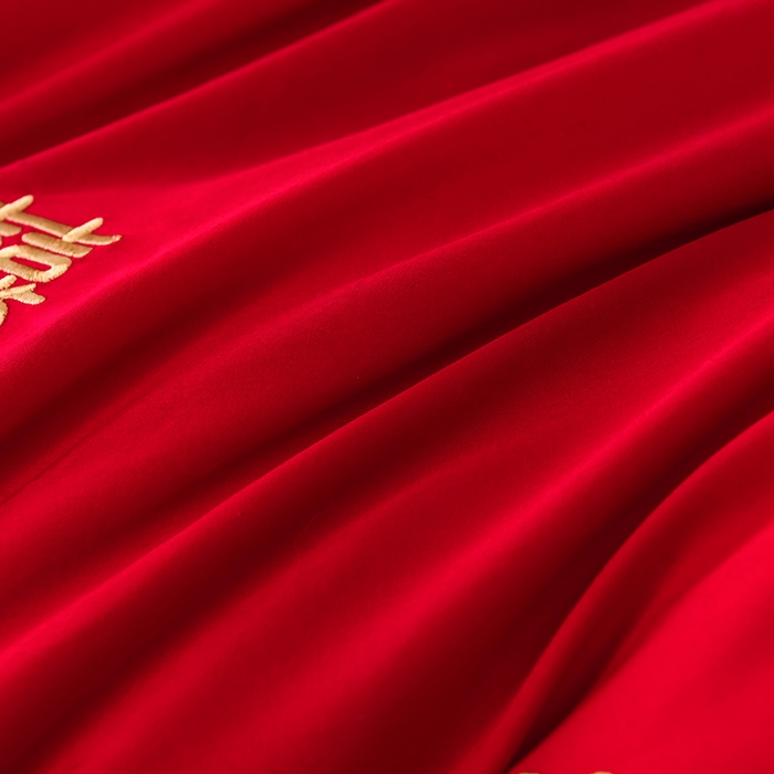 91家纺网 家纺一手货源 找家纺 董成龙家纺 2025新款全棉中式精美绣花工艺婚庆系列四件套多件套 心心相印