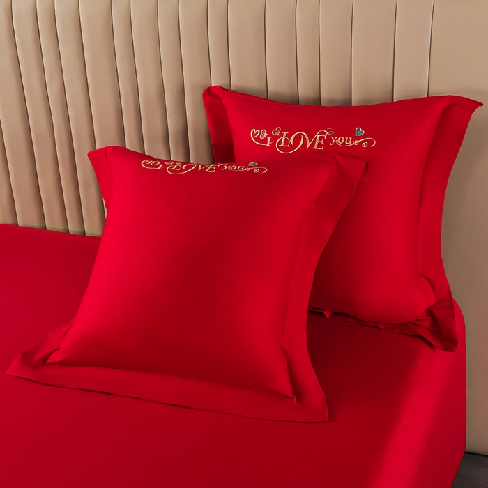 91家纺网 家纺一手货源 找家纺 董成龙家纺 2025新款全棉中式精美绣花工艺婚庆系列四件套多件套 心心相印