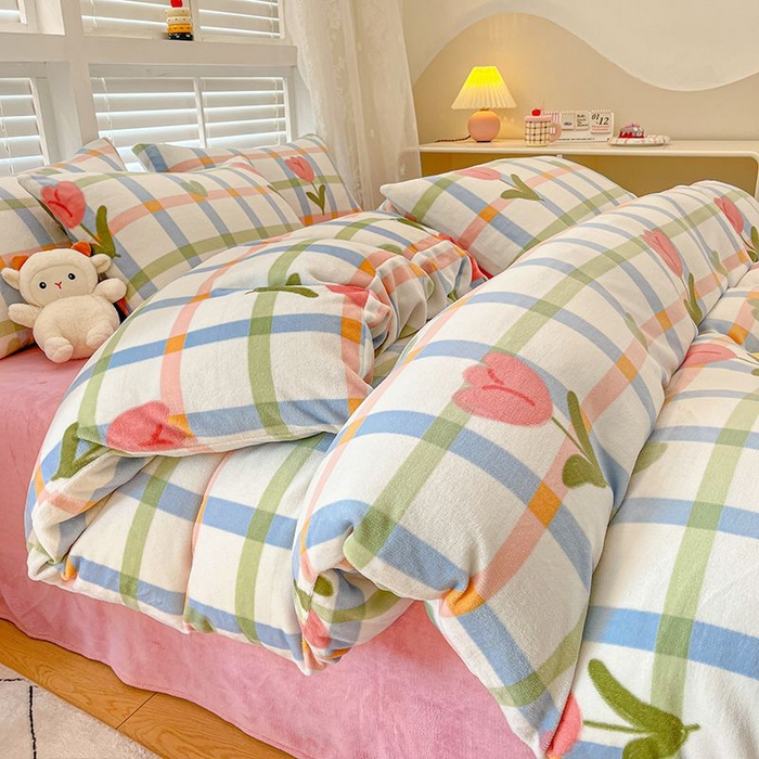 91家纺网 家纺一手货源 找家纺 蓝梦 2025新款加厚保暖牛奶绒印花四件套 甜心玫瑰-粉