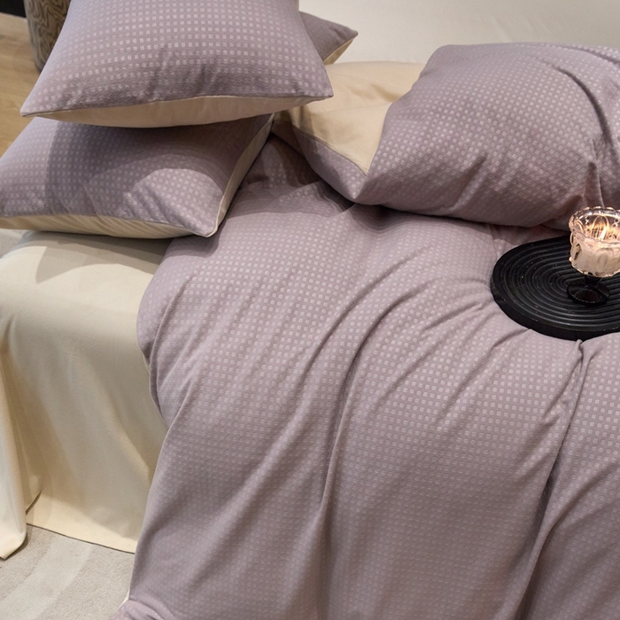 91家纺网 家纺一手货源 找家纺 金奇达家纺 2025新款【简色生活】热压纹-羽零™空气拉绒四件套（会员减20元）标准号全网控价（折后券后）不低于159元 简色生活-黛紫杏