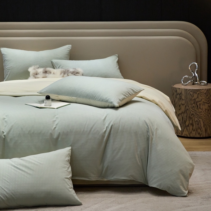 91家纺网 家纺一手货源 找家纺 金奇达家纺 2025新款【简色生活】热压纹-羽零™空气拉绒四件套（会员减20元）标准号全网控价（折后券后）不低于159元 简色生活-绿茶