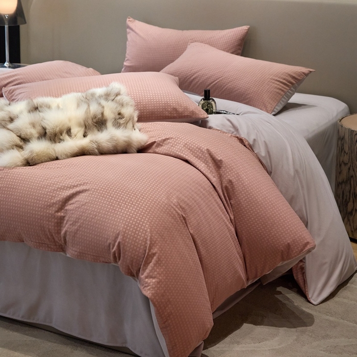 91家纺网 家纺一手货源 找家纺 金奇达家纺 2025新款【简色生活】热压纹-羽零™空气拉绒四件套（会员减20元）标准号全网控价（折后券后）不低于159元 简色生活-暖豆沙