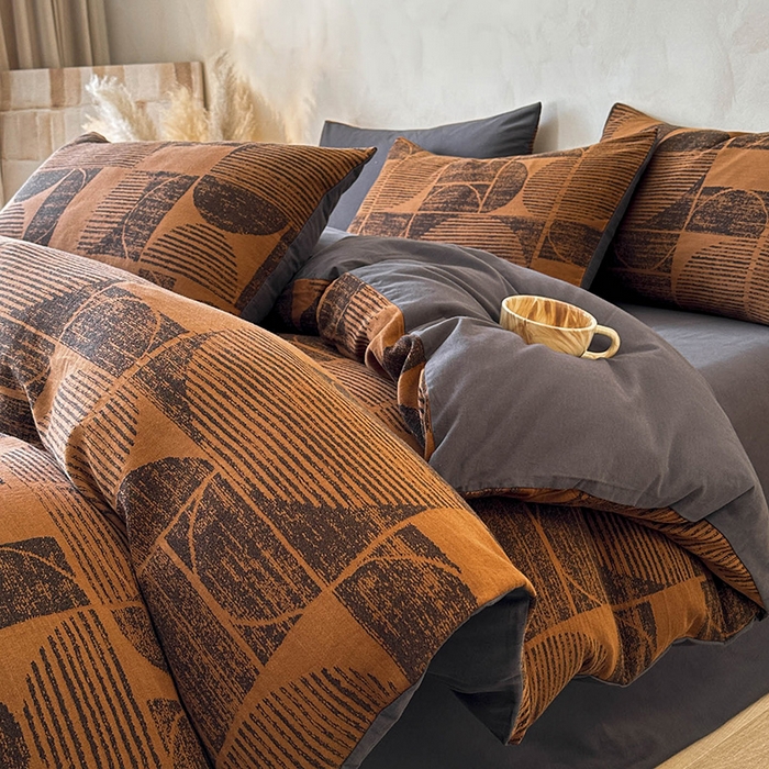 91家纺网 家纺一手货源 找家纺 蓝邻家纺 2025年新款全棉色织提花磨毛四件套 梵沐-焦糖黑