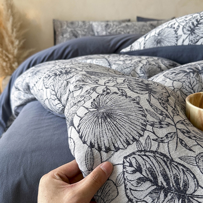 91家纺网 家纺一手货源 找家纺 蓝邻家纺 2025年新款全棉色织提花磨毛四件套 华尔兹-蓝