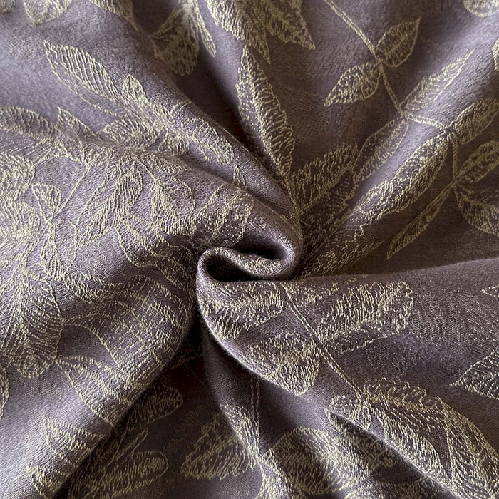 91家纺网 家纺一手货源 找家纺 蓝邻家纺 2025年新款全棉色织提花磨毛四件套 罗薇-烟紫米