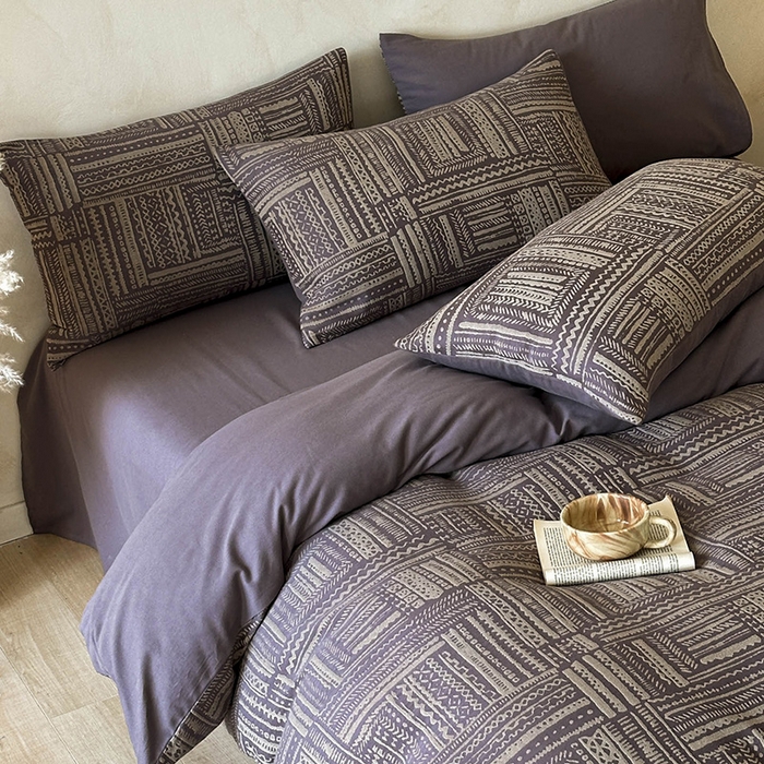 91家纺网 家纺一手货源 找家纺 蓝邻家纺 2025年新款全棉色织提花磨毛四件套 曼波夏-烟紫米