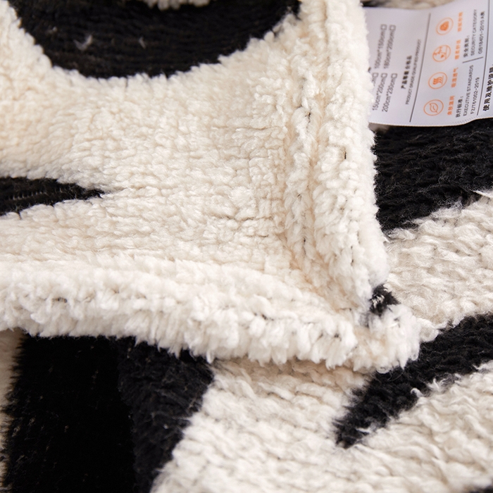 91家纺网 家纺一手货源 找家纺 楼兰公主毛毯专供 2025新款阳离子单层斑马纹毯毛毯毯子 米白