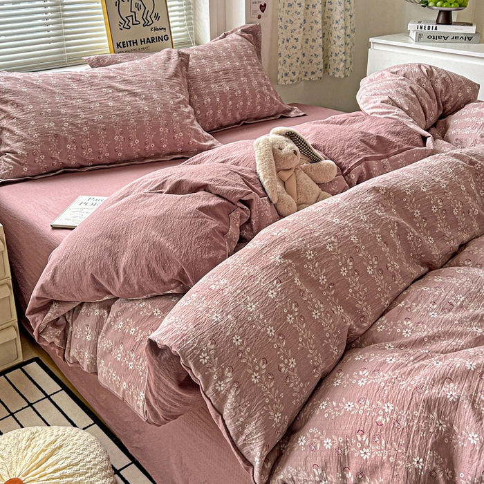 91家纺网 家纺一手货源 找家纺 一比一 2025新款古法水洗棉小布袋高克重云柔棉四件套 复古红