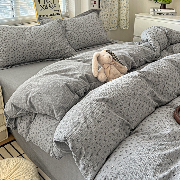 91家纺网 家纺一手货源 找家纺 一比一 2025新款古法水洗棉小布袋高克重云柔棉四件套 复古灰花