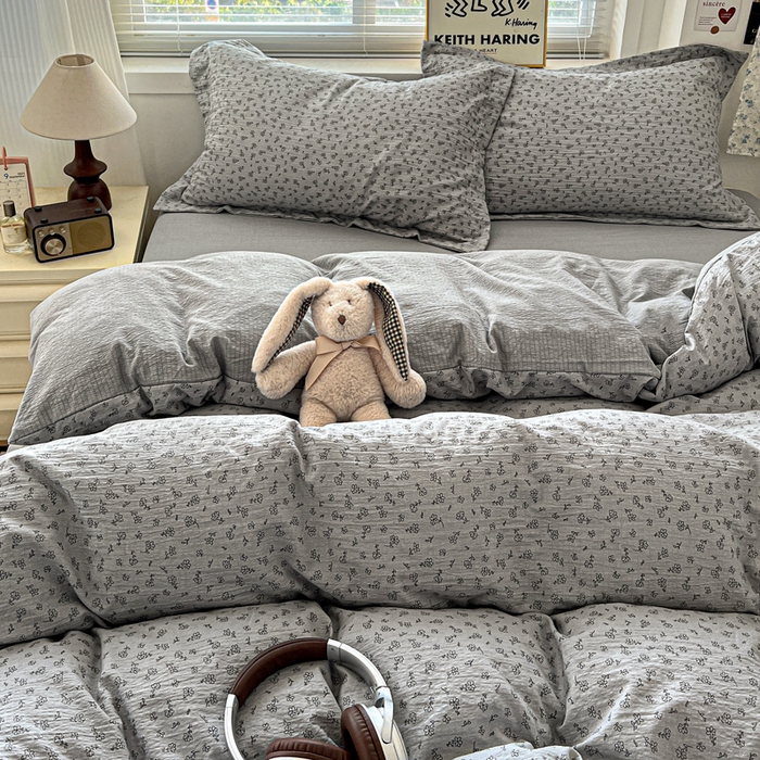 91家纺网 家纺一手货源 找家纺 一比一 2025新款古法水洗棉小布袋高克重云柔棉四件套 复古灰花