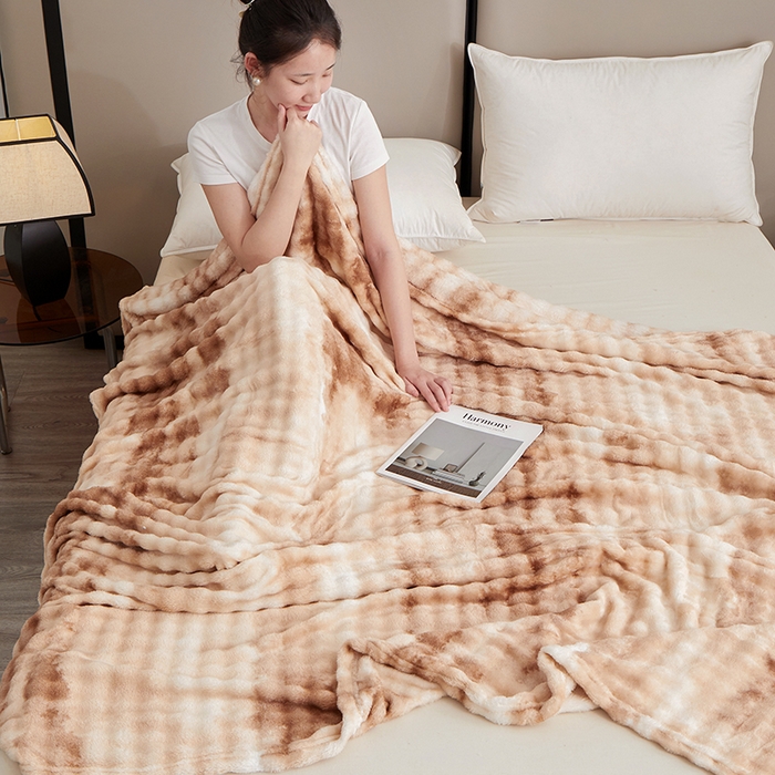 91家纺网 家纺一手货源 找家纺 楼兰公主毛毯专供 2025新款泡泡绒仿兔绒毛毯毯子 水墨-焦糖