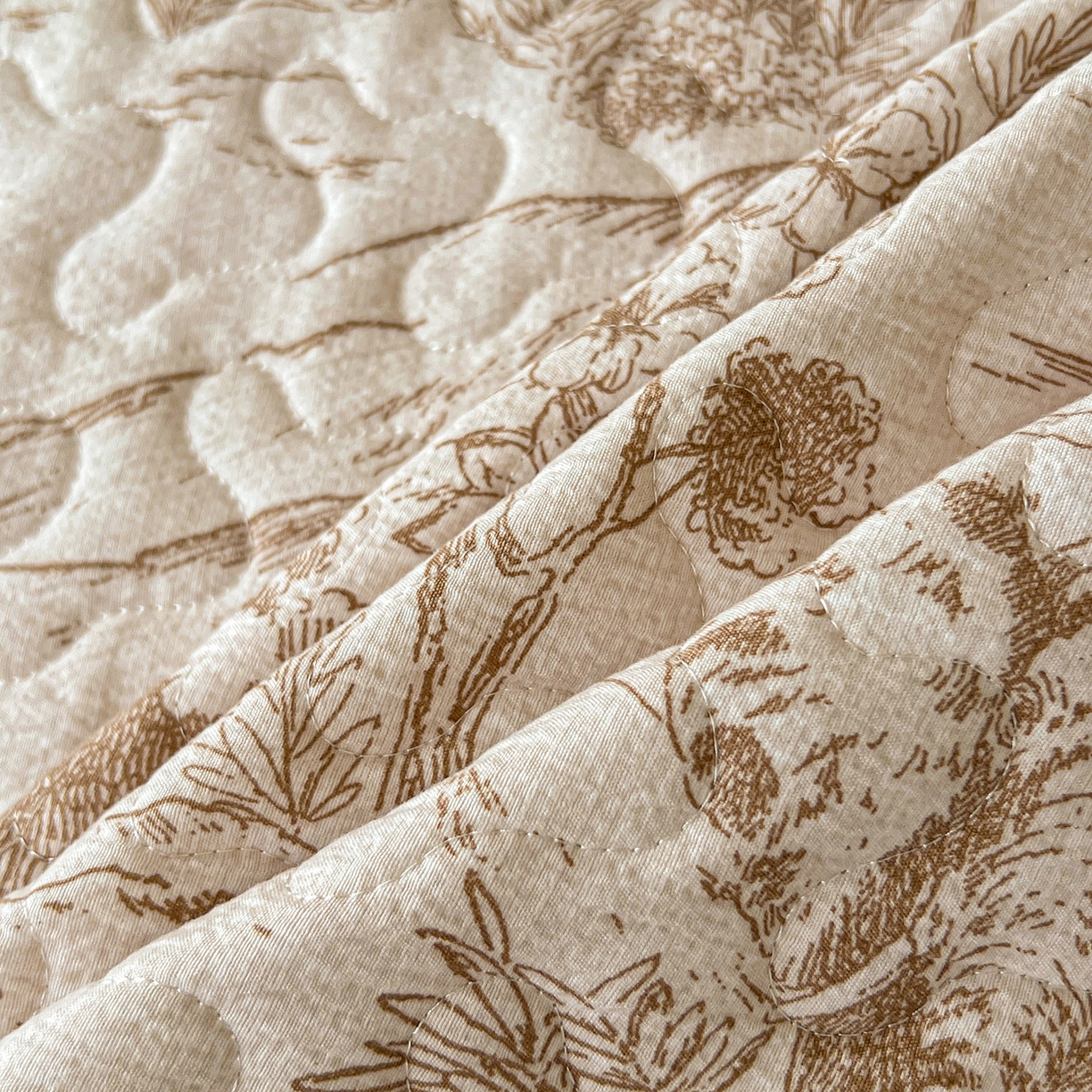 91家纺网 家纺一手货源 找家纺 笠裙家纺 2025新款a类加厚夹棉云感水洗棉床盖四件套 茶巷