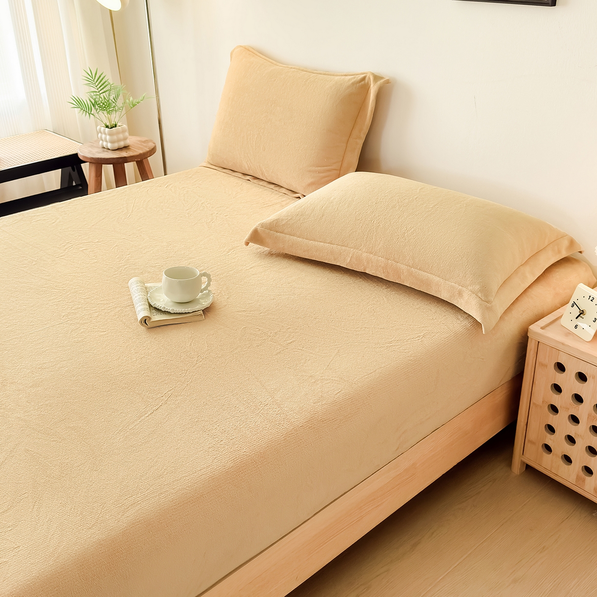 91家纺网 家纺一手货源 找家纺 （总）好阁家纺 支持定制2025新款200G牛奶绒纯色床笠