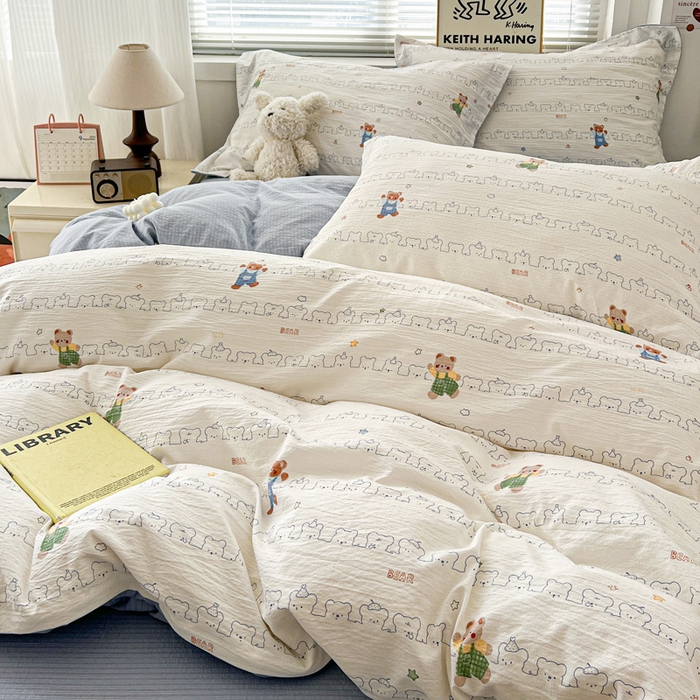 91家纺网 家纺一手货源 找家纺 一比一 2025新款古法水洗棉小布袋高克重云柔棉四件套 假日小熊