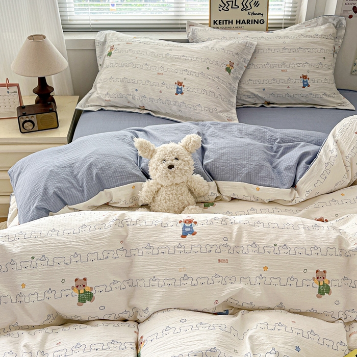 91家纺网 家纺一手货源 找家纺 一比一 2025新款古法水洗棉小布袋高克重云柔棉四件套 假日小熊