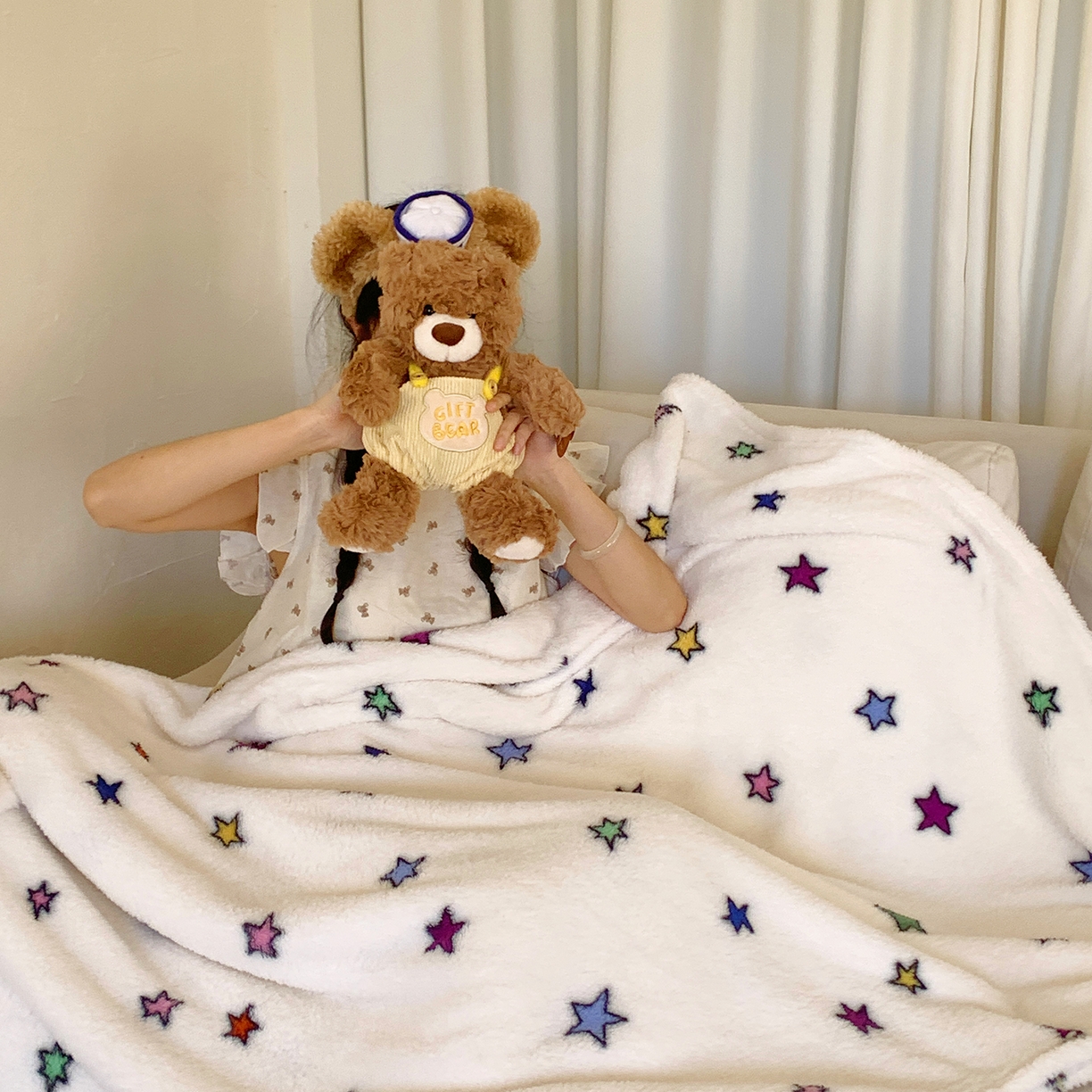 91家纺网 家纺一手货源 找家纺 桃喜 2025新款亲肤舒适摇粒绒毛毯 彩色星星