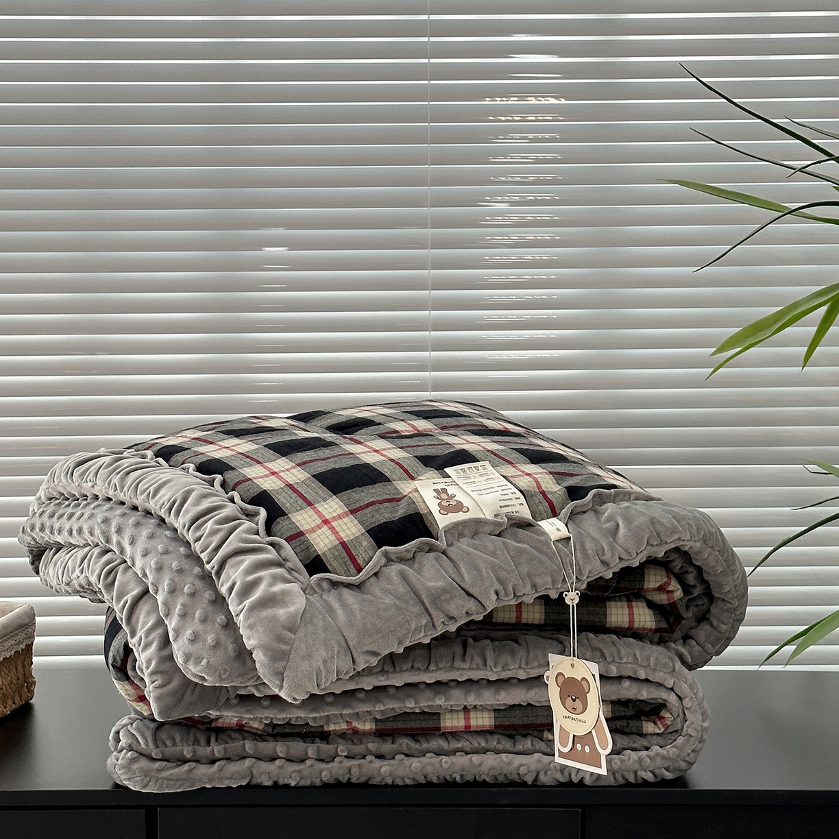 91家纺网 家纺一手货源 找家纺 （总）佰织鑫家居 2025新款全棉纯棉色织水洗棉豆豆春秋被被子被芯