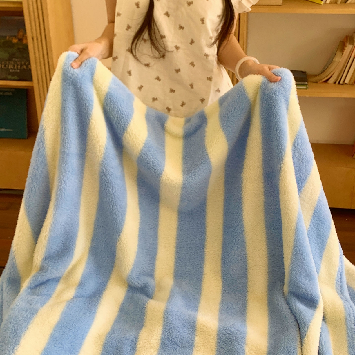 91家纺网 家纺一手货源 找家纺 桃喜 2025新款亲肤舒适摇粒绒毛毯 海盐苏打