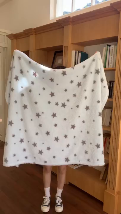 91家纺网 家纺一手货源 找家纺 桃喜 2025新款亲肤舒适摇粒绒毛毯 海盐星星