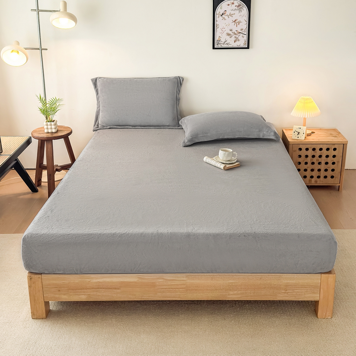 91家纺网 家纺一手货源 找家纺 好阁家纺 支持定制2025新款200G牛奶绒纯色床笠 冰川灰