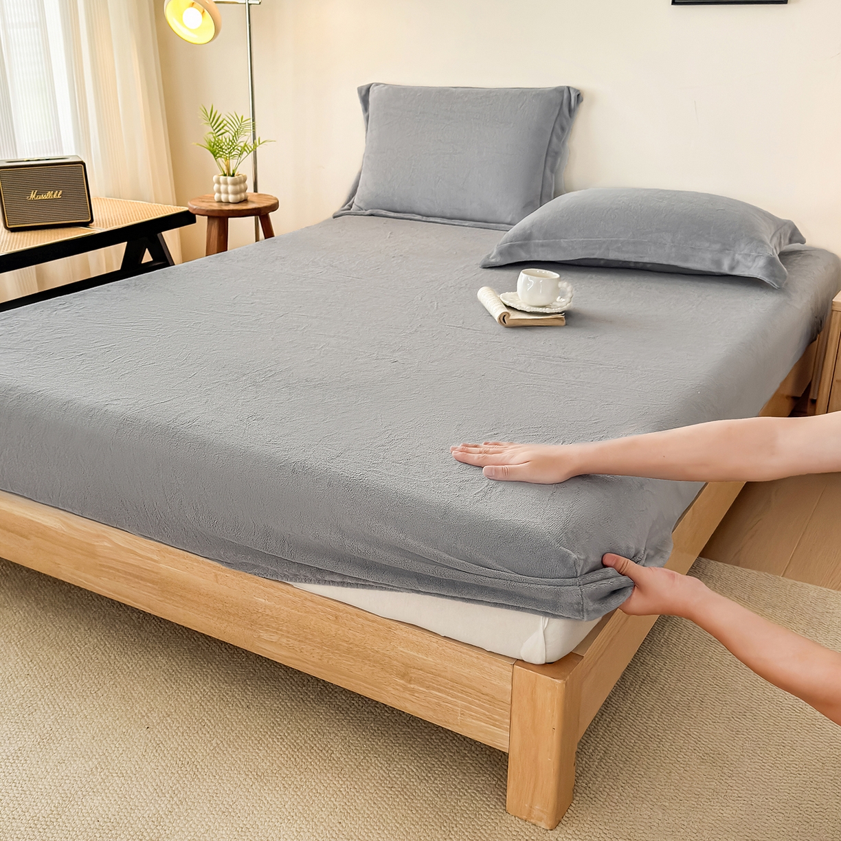 91家纺网 家纺一手货源 找家纺 好阁家纺 支持定制2025新款200G牛奶绒纯色床笠 冰川灰