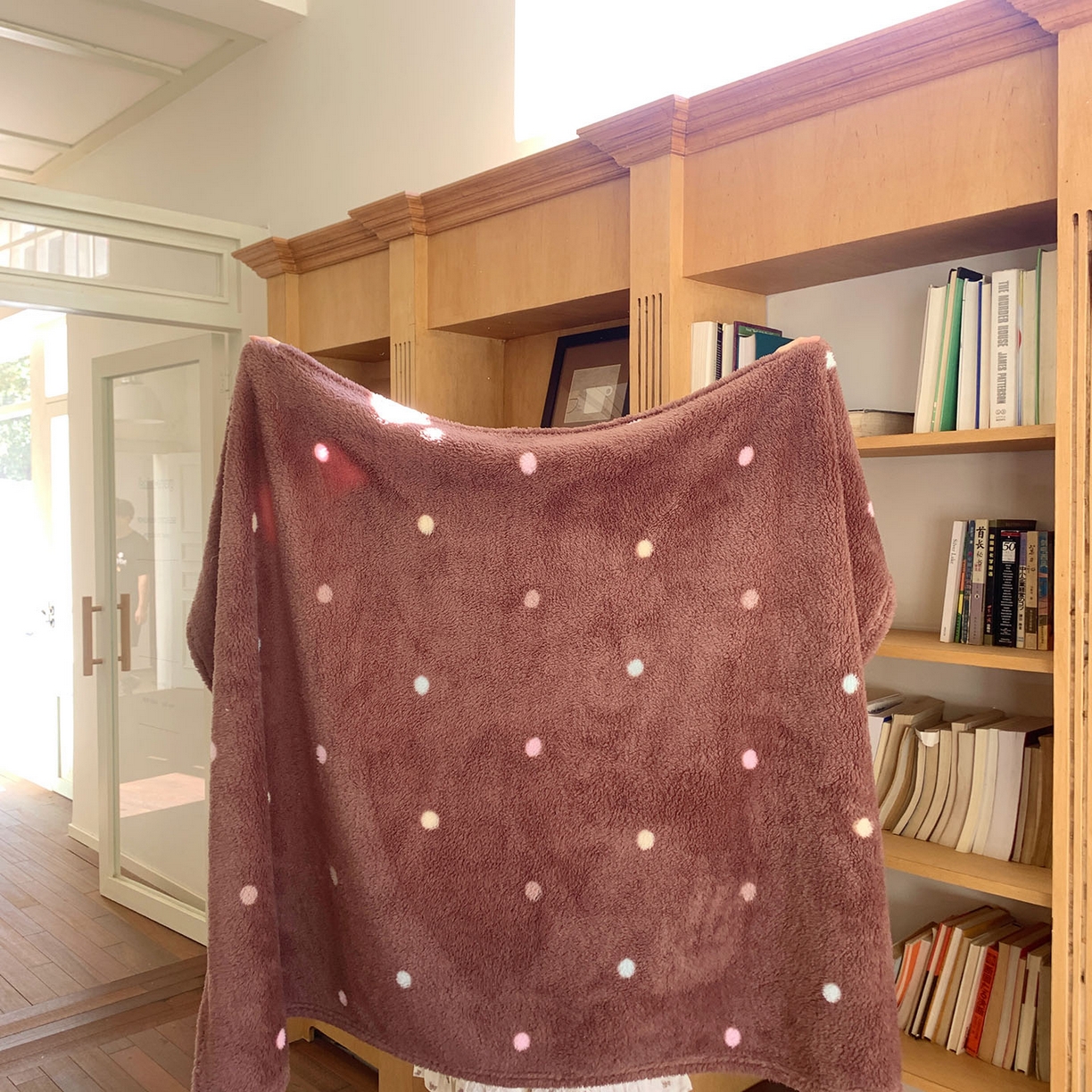 91家纺网 家纺一手货源 找家纺 桃喜 2025新款亲肤舒适摇粒绒毛毯 香草波点