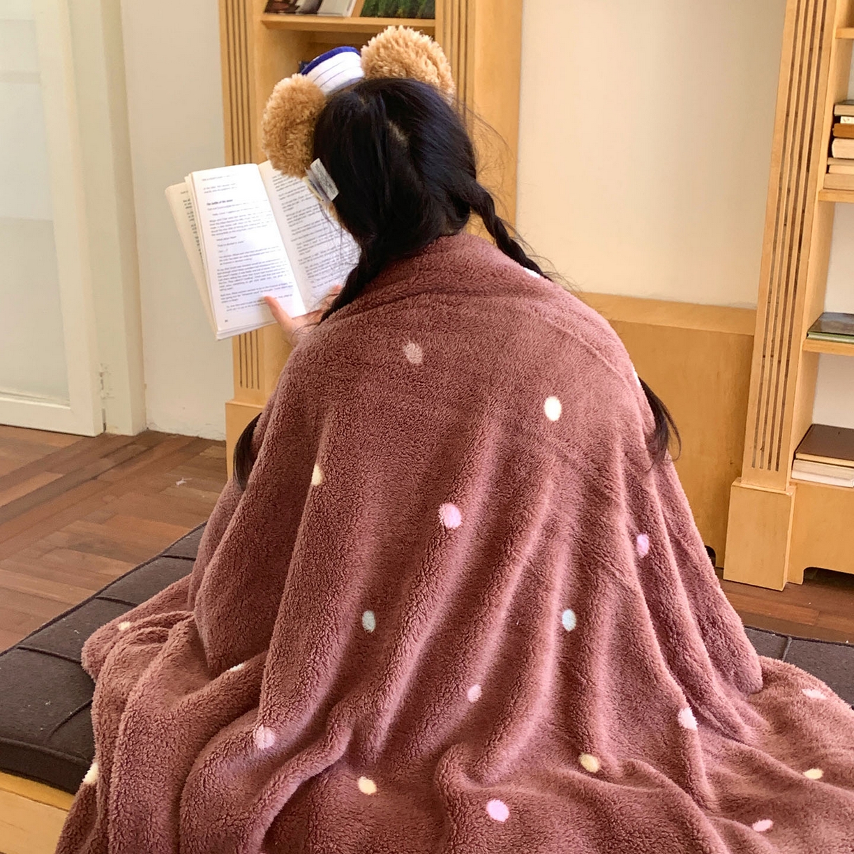 91家纺网 家纺一手货源 找家纺 桃喜 2025新款亲肤舒适摇粒绒毛毯 香草波点