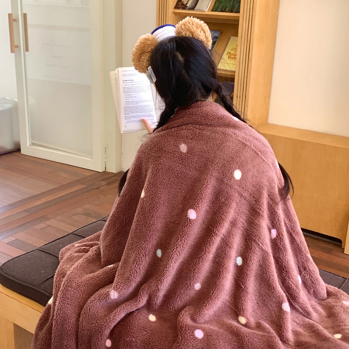 91家纺网 家纺一手货源 找家纺 桃喜 2025新款亲肤舒适摇粒绒毛毯 香草波点