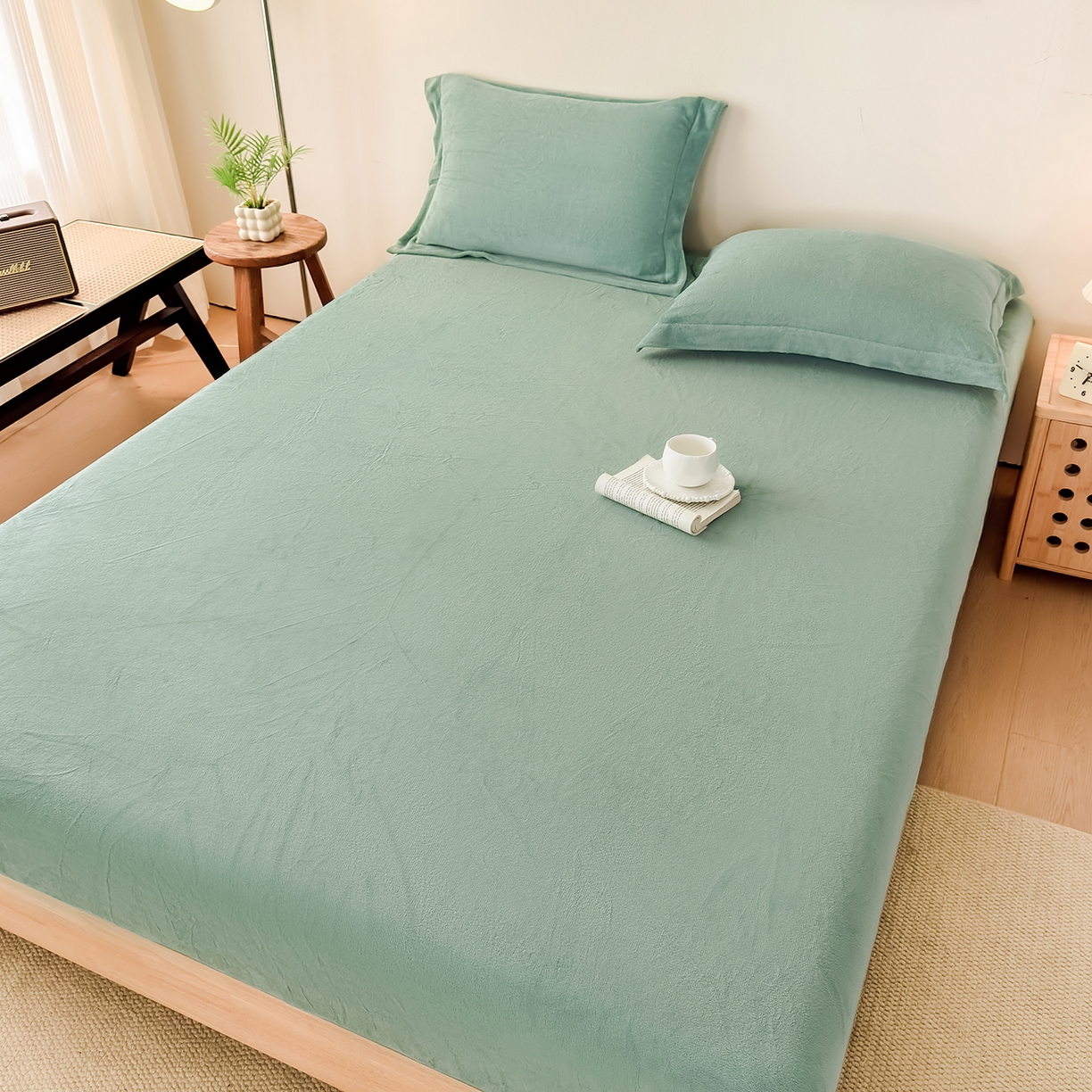 91家纺网 家纺一手货源 找家纺 好阁家纺 支持定制2025新款200G牛奶绒纯色床笠 豆绿