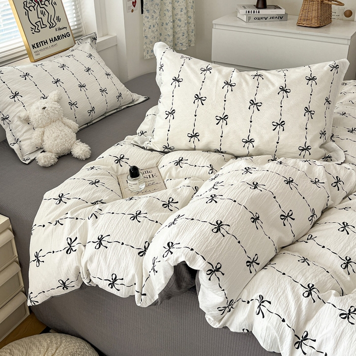 91家纺网 家纺一手货源 找家纺  一比一 2025新款古法水洗棉小布袋高克重云柔棉四件套 线条蝴蝶结