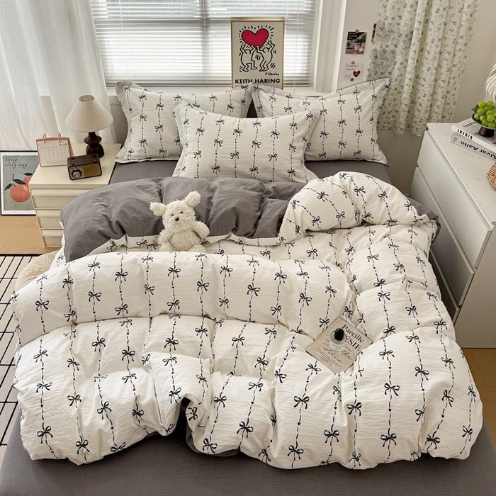 91家纺网 家纺一手货源 找家纺  一比一 2025新款古法水洗棉小布袋高克重云柔棉四件套 线条蝴蝶结