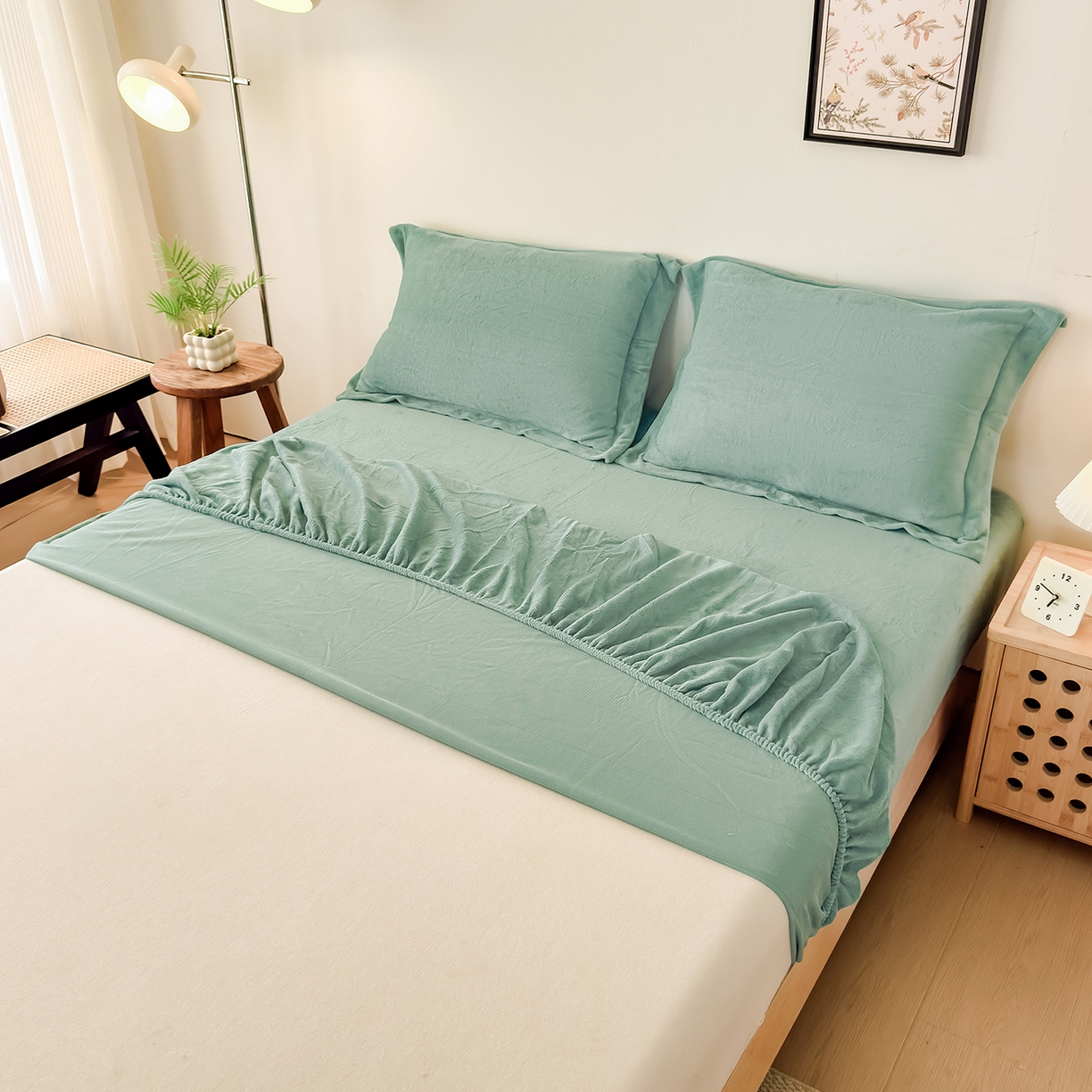 91家纺网 家纺一手货源 找家纺 好阁家纺 支持定制2025新款200G牛奶绒纯色床笠 豆绿