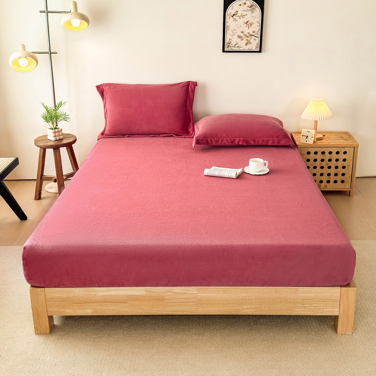 91家纺网 家纺一手货源 找家纺 好阁家纺 支持定制2025新款200G牛奶绒纯色床笠 豆沙