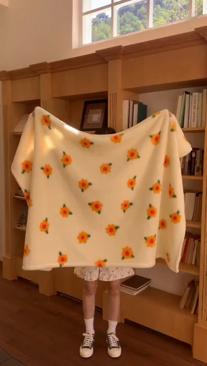 91家纺网 家纺一手货源 找家纺 桃喜 2025新款亲肤舒适摇粒绒毛毯 小黄花