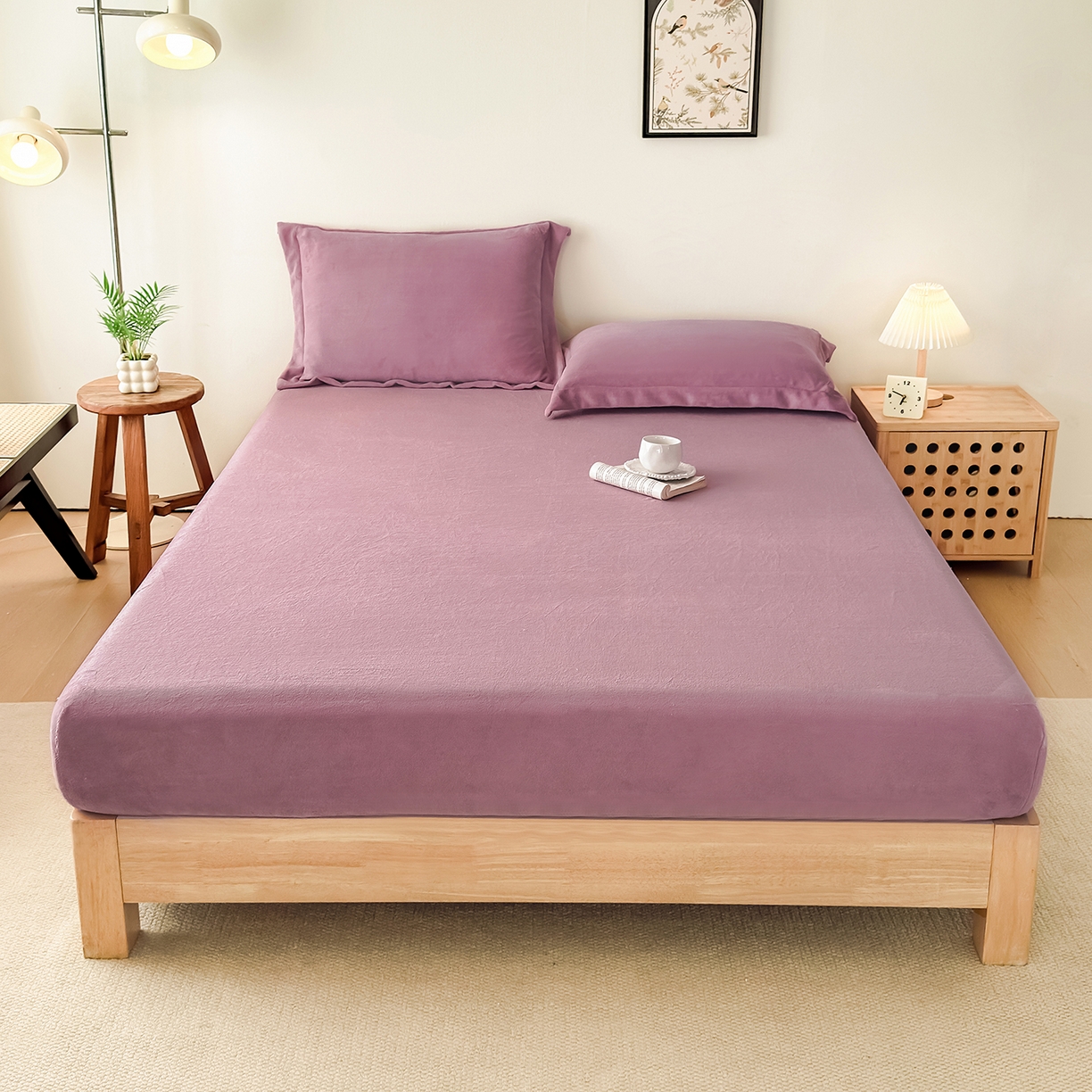 91家纺网 家纺一手货源 找家纺 好阁家纺 支持定制2025新款200G牛奶绒纯色床笠 粉紫