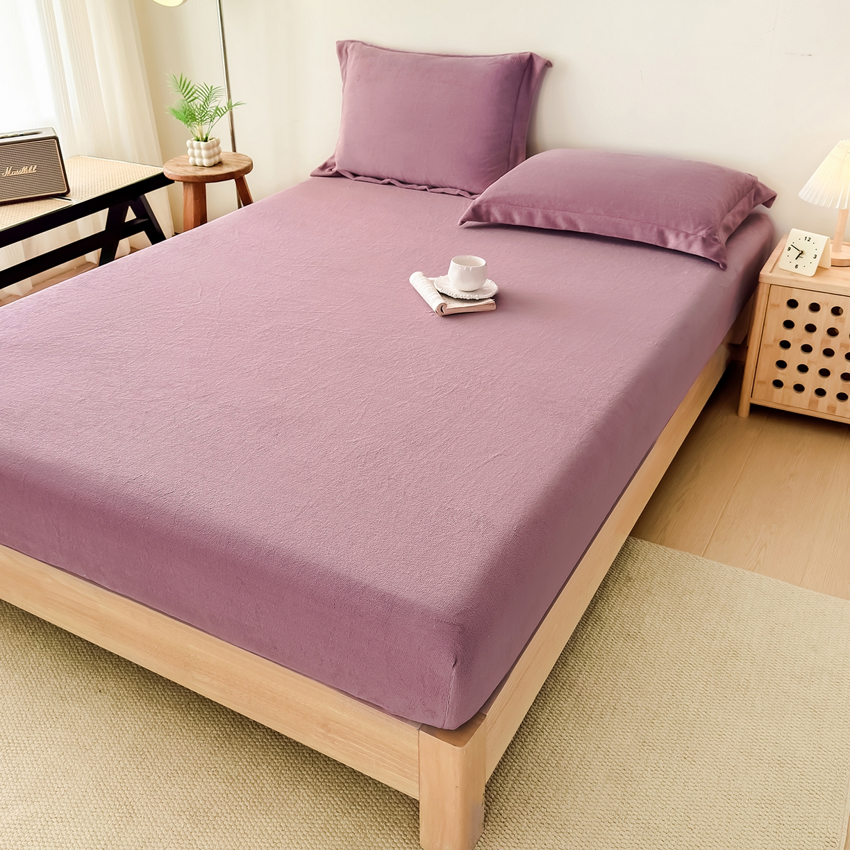 91家纺网 家纺一手货源 找家纺 好阁家纺 支持定制2025新款200G牛奶绒纯色床笠 粉紫