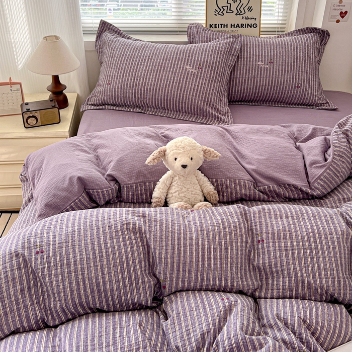 91家纺网 家纺一手货源 找家纺 一比一 2025新款古法水洗棉小布袋高克重云柔棉四件套 紫樱桃