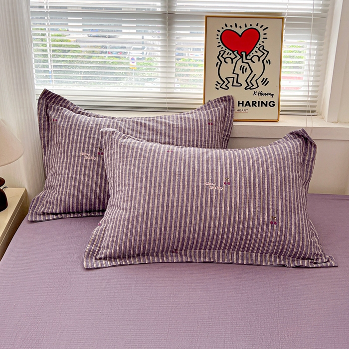 91家纺网 家纺一手货源 找家纺 一比一 2025新款古法水洗棉小布袋高克重云柔棉四件套 紫樱桃